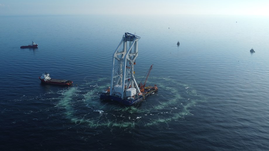 Wszystkie fundamenty na morskiej farmie wiatrowej Baltic Power zainstalowane.